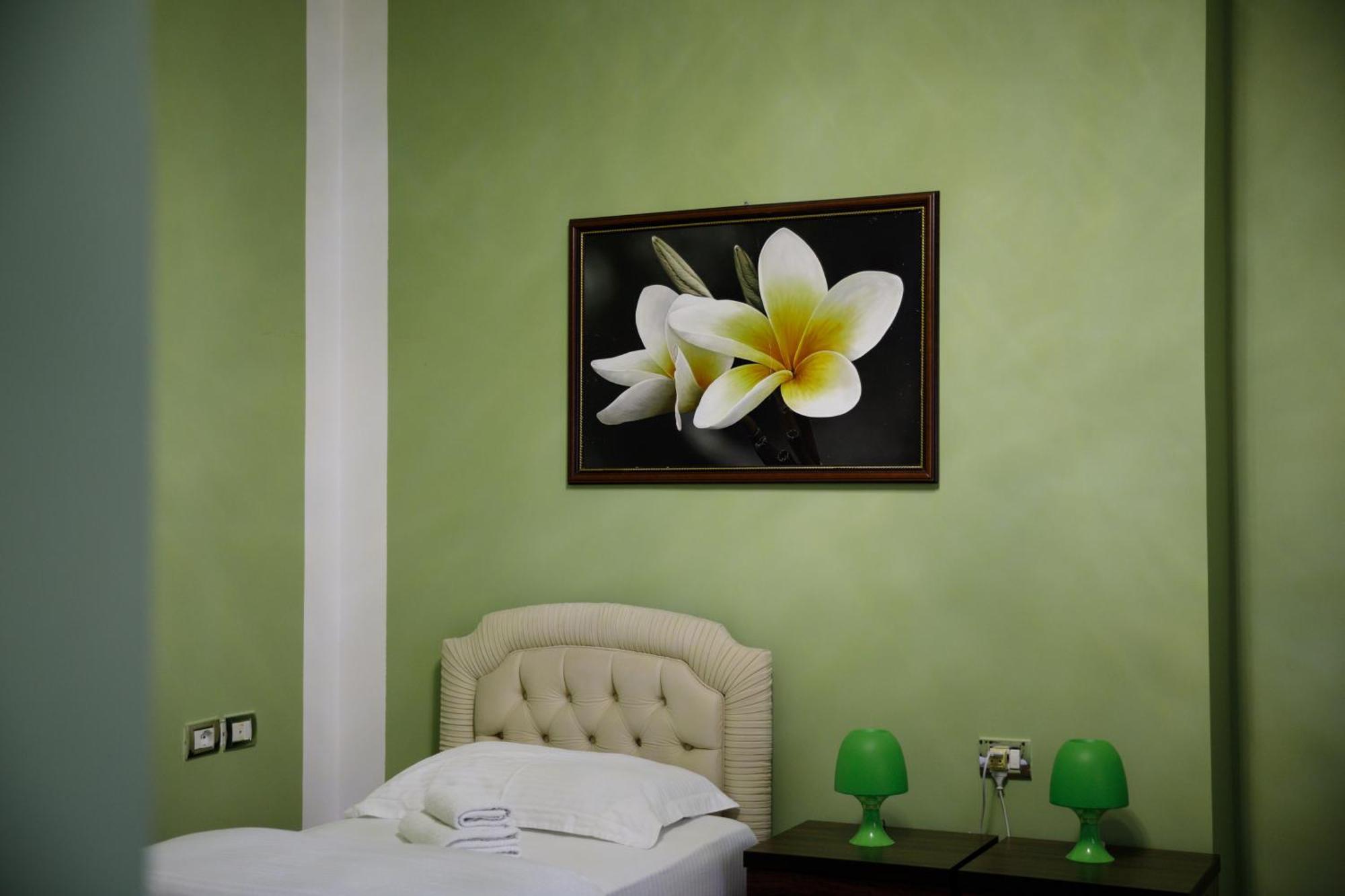 Bora Hotel Gjirokaster Ngoại thất bức ảnh