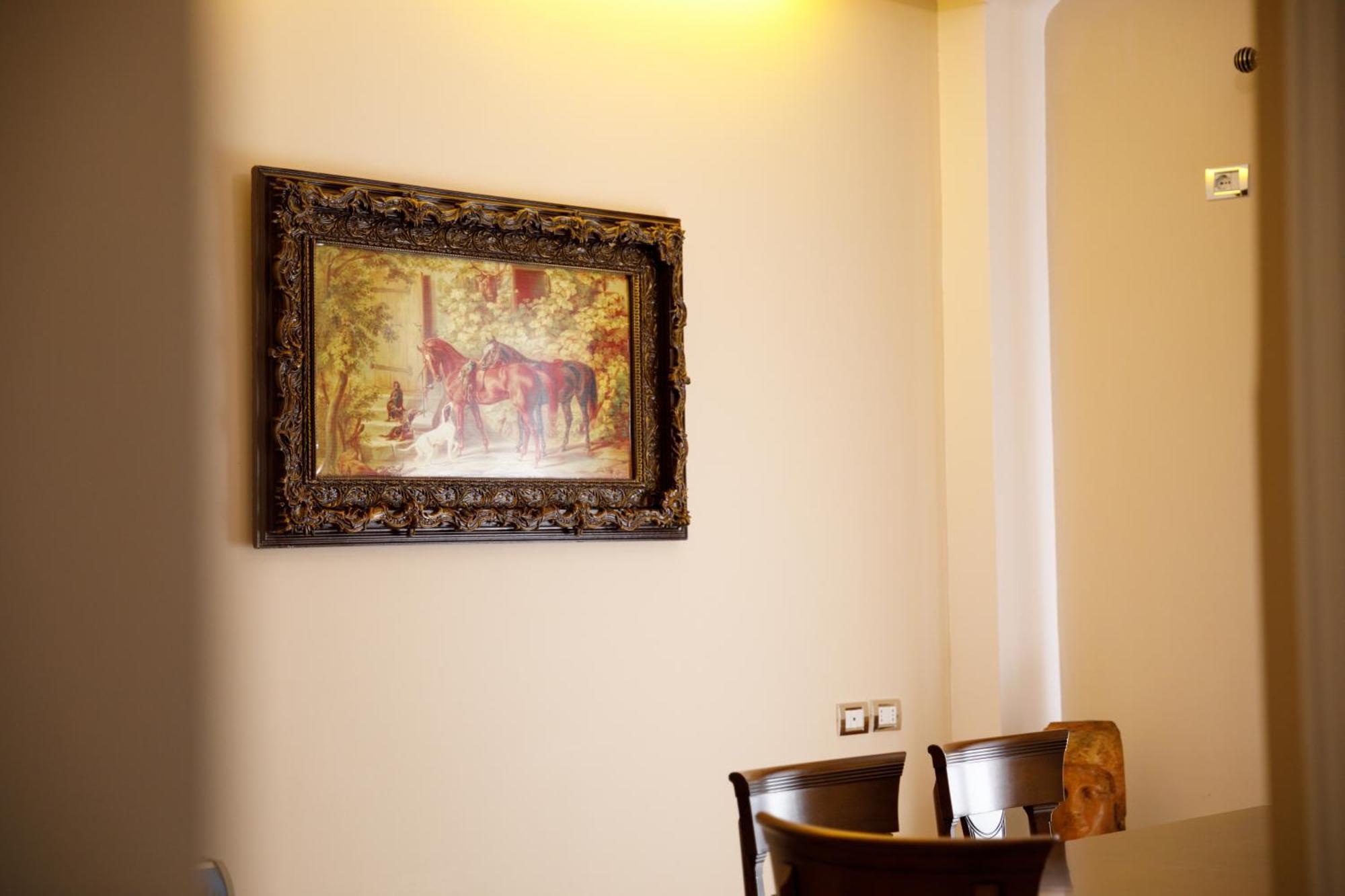 Bora Hotel Gjirokaster Ngoại thất bức ảnh