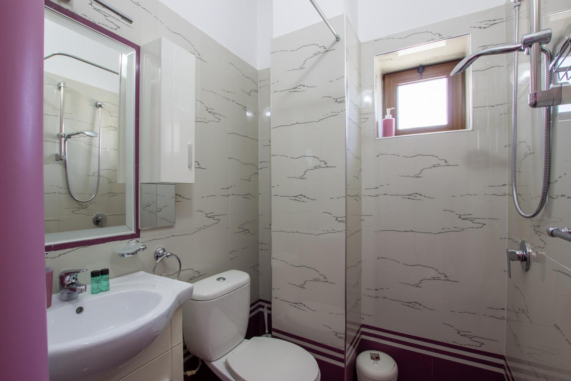 Bora Hotel Gjirokaster Ngoại thất bức ảnh